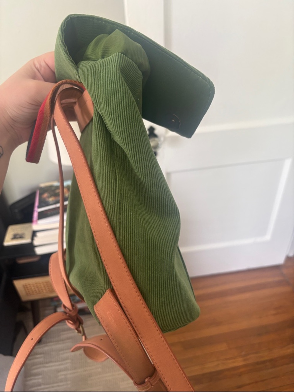 Universal Thread Green Backpack Interior with Label - Picture 7 of 7
